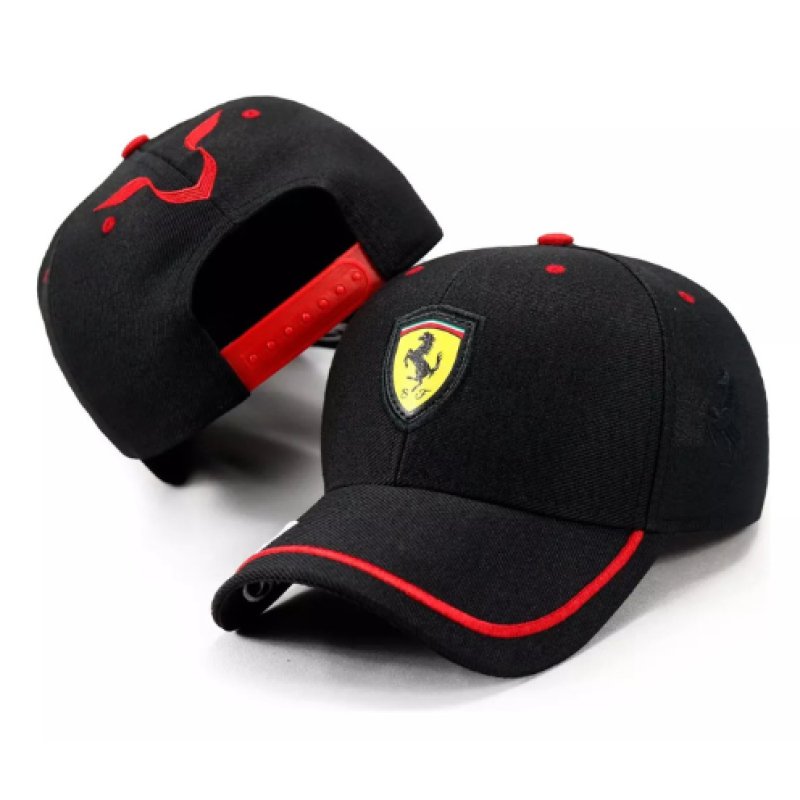 Boné Ferrari Lewis Hamilton - Black: Estilo e Performance em Cada Detalhe